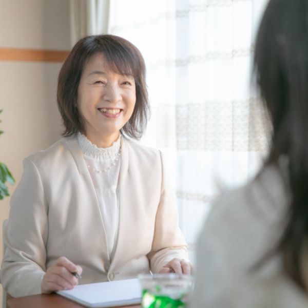 京都で福利厚生による社員のメンタルヘルスケアに関するカウンセリングおよび研修の導入をご検討の人事部ご担当者さまへ